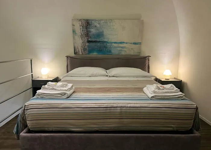 Sanbiagio, 25 Guesthouse Napoli